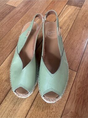 Toni Pons Light Green Leather Slingback Espadrille
